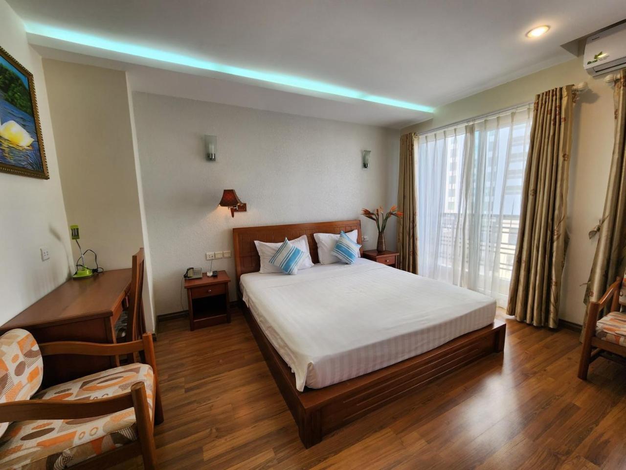Golden Sea Hotel Nha Trang Esterno foto