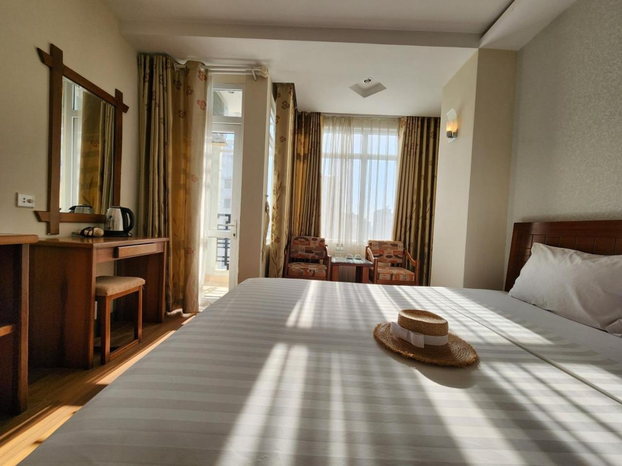 Golden Sea Hotel Nha Trang Esterno foto